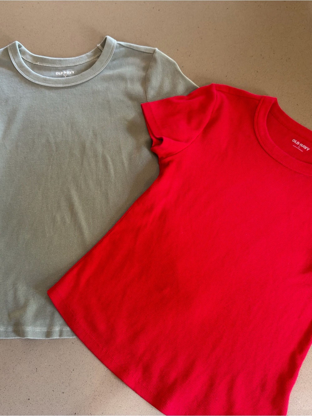 Old Navy Short Sleeve Tees in Red and Olive Green Womens Medium